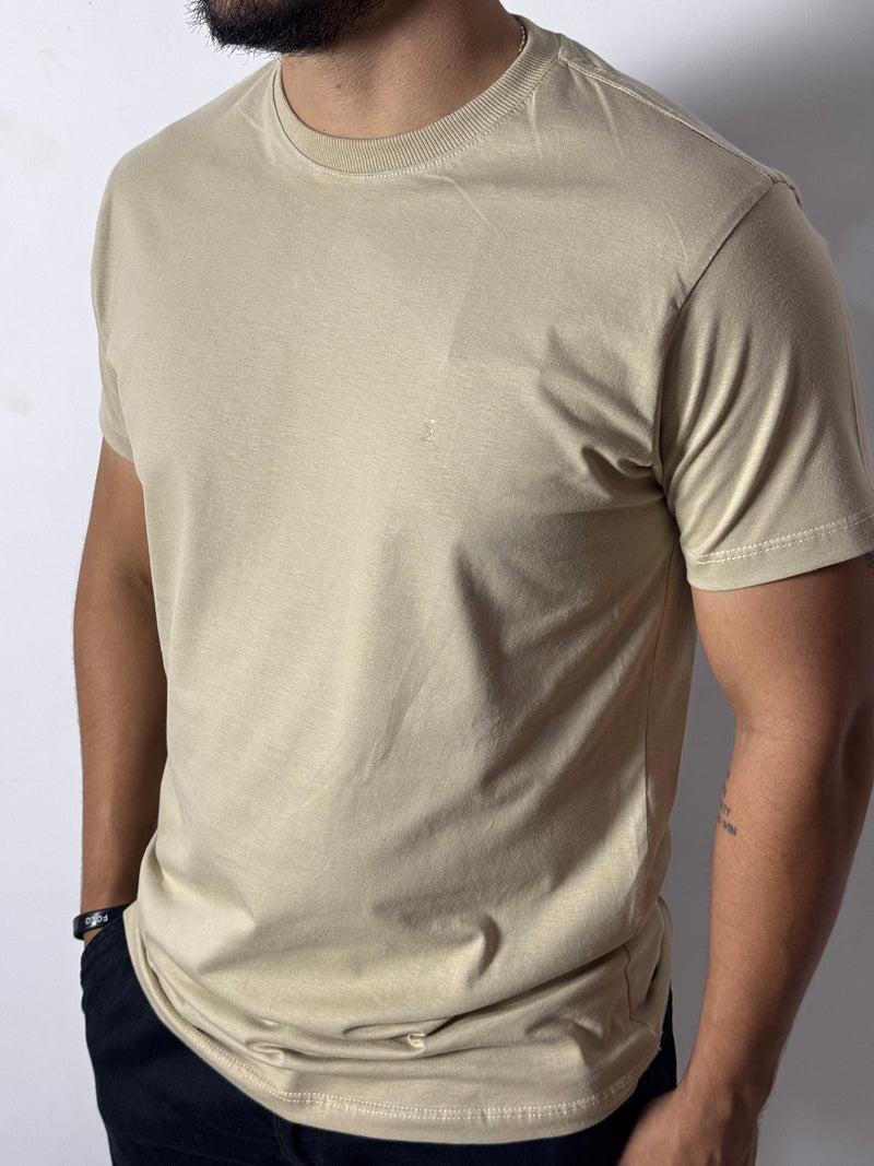 Camiseta Básica Solluti Castanho claro