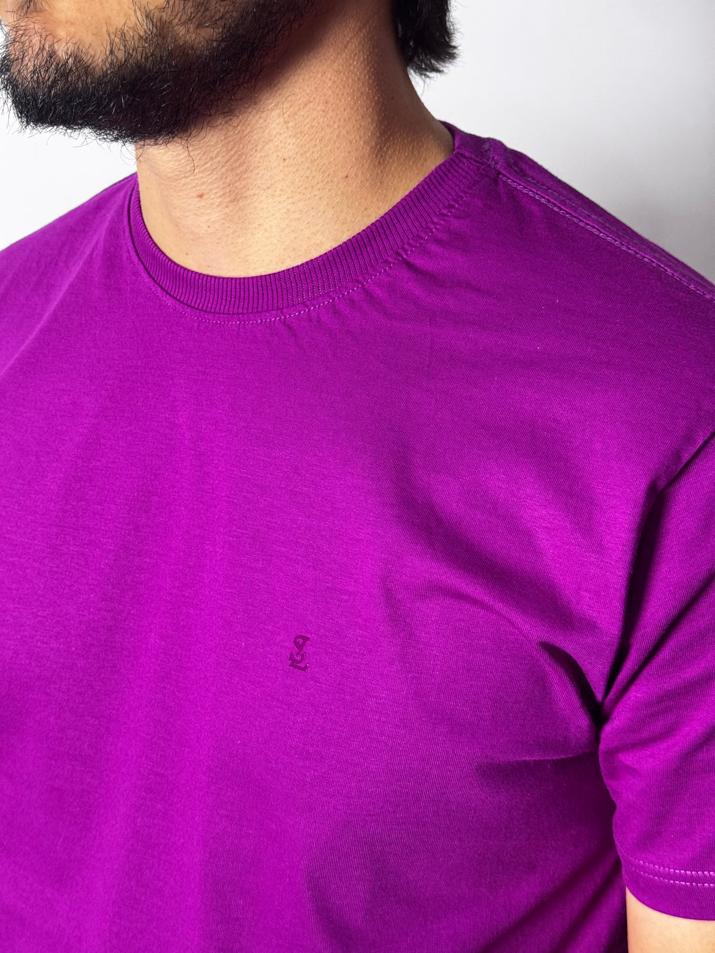 Camiseta Masculina Solluti Magenta escuro