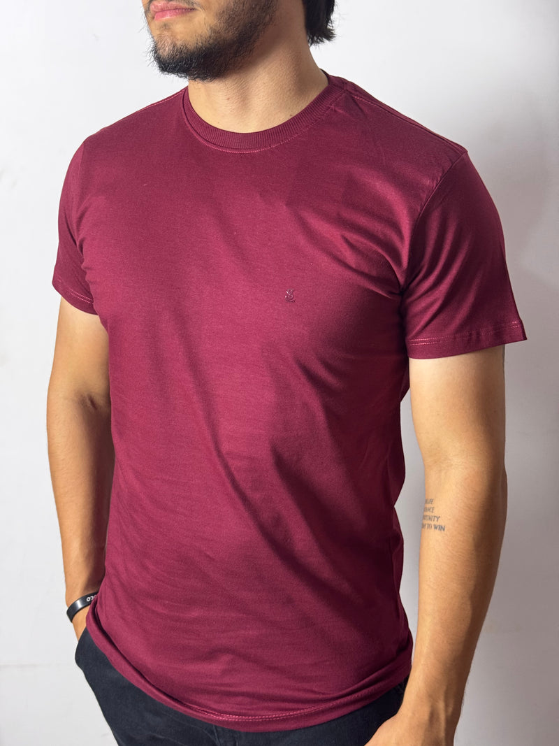 Camiseta Básica Solluti Vinho